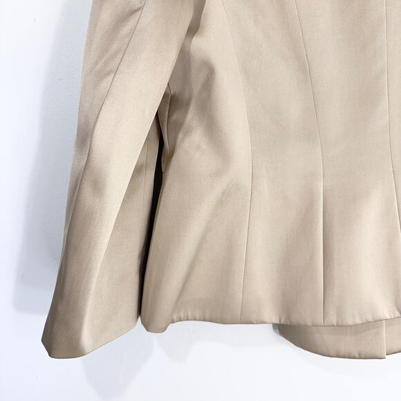 Escada Silk Cropped Blazer | Gold | SZ 42 (12) - Picture 6 of 13